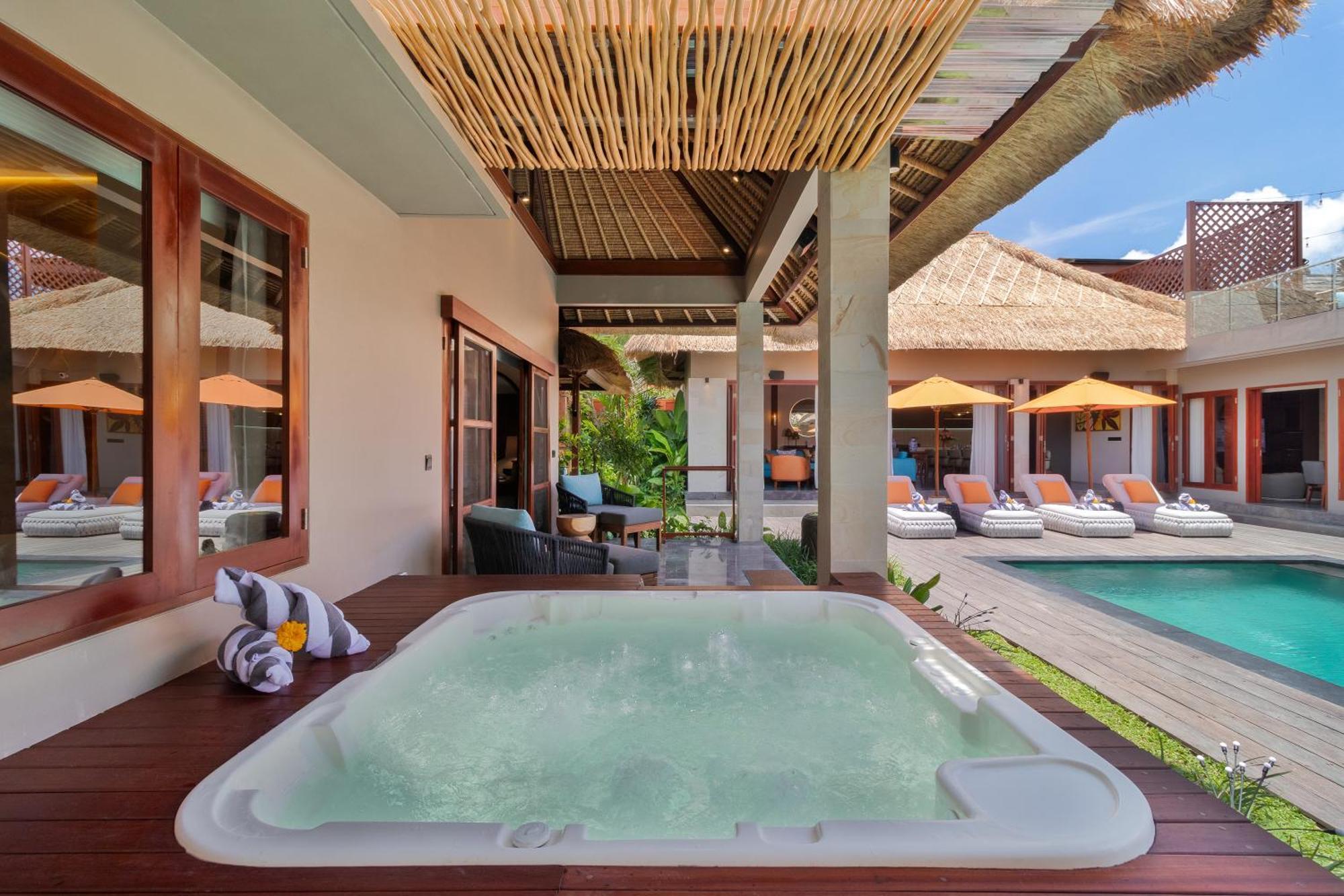 Mahkota * Seminyak (Bali)