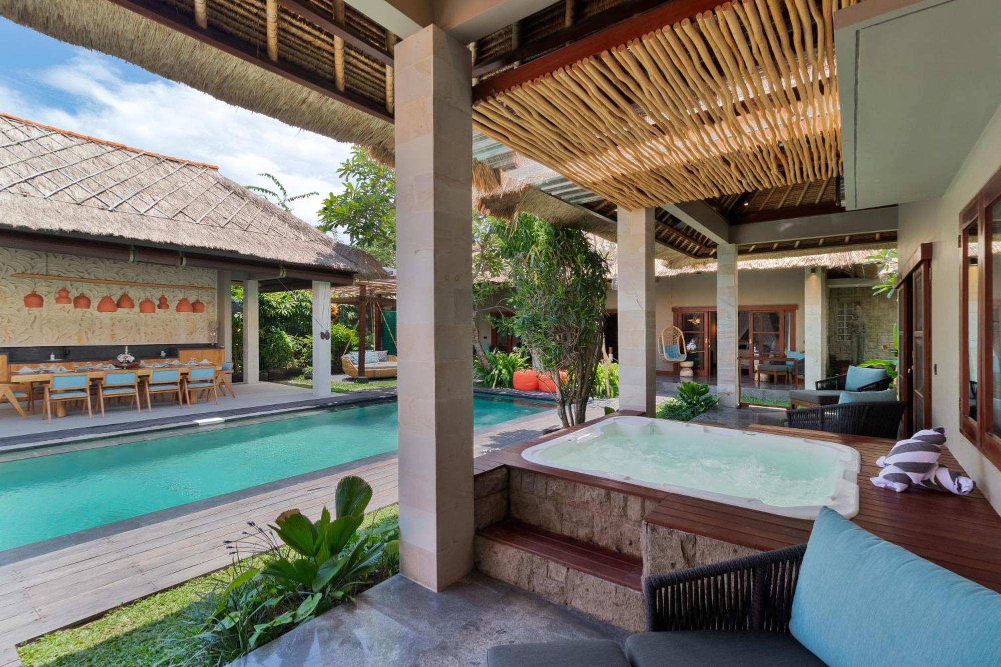 Mahkota * Seminyak (Bali)